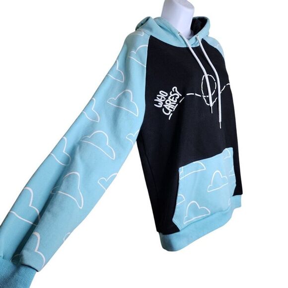 D'Angelo Wallace Who Cares Hoodie Sweatshirt Bee Clouds Mens Size M Black Blue - Picture 3 of 7
